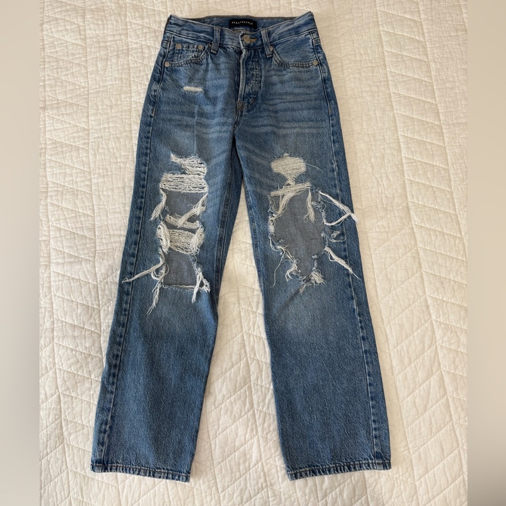 Aeropostale Women's Relaxed Distressed Blue Jeans Size 000 Short